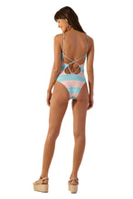 Load image into Gallery viewer, One Piece Los Angeles